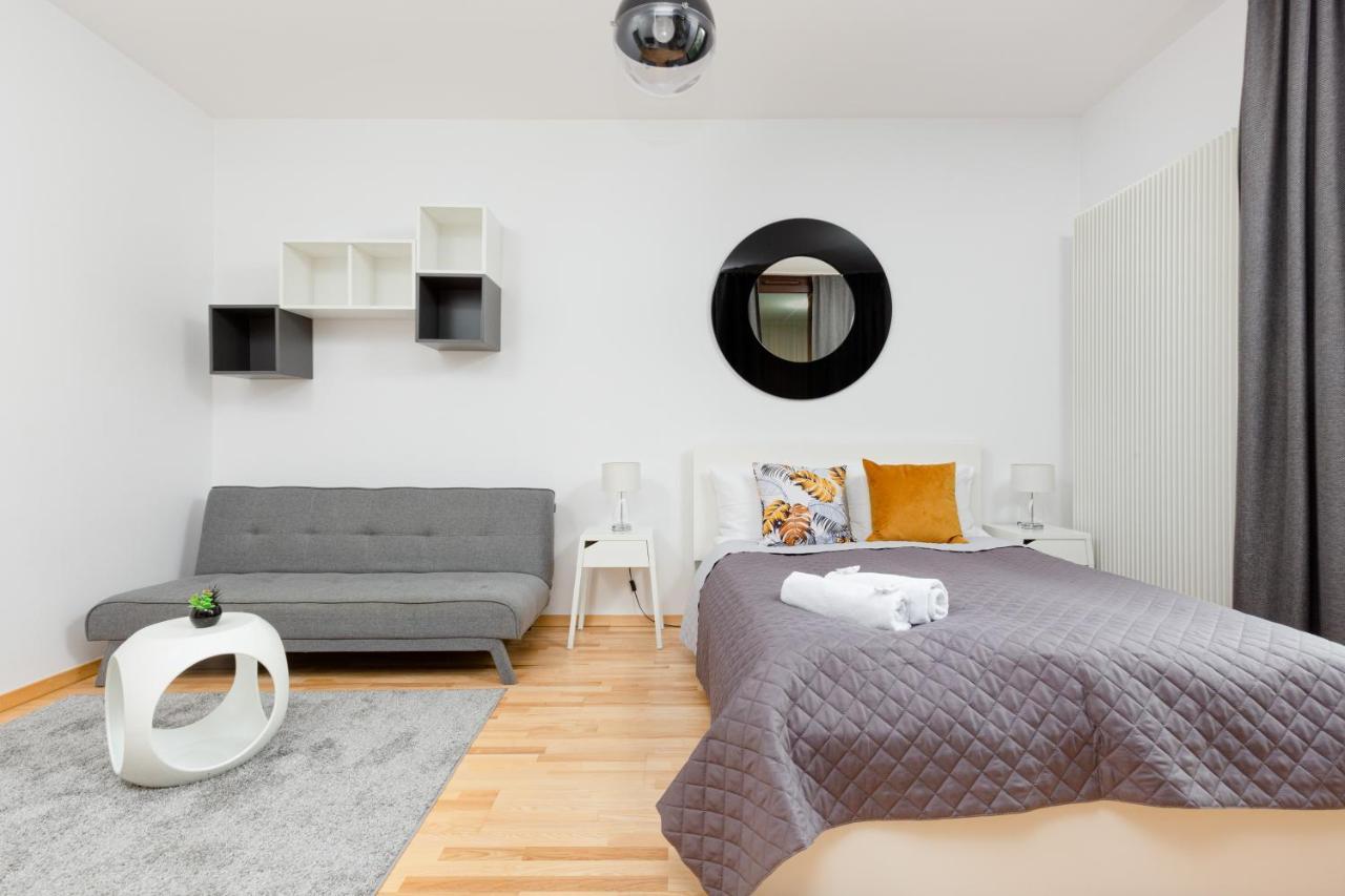 19 Dzielnica By Renters Lägenhet